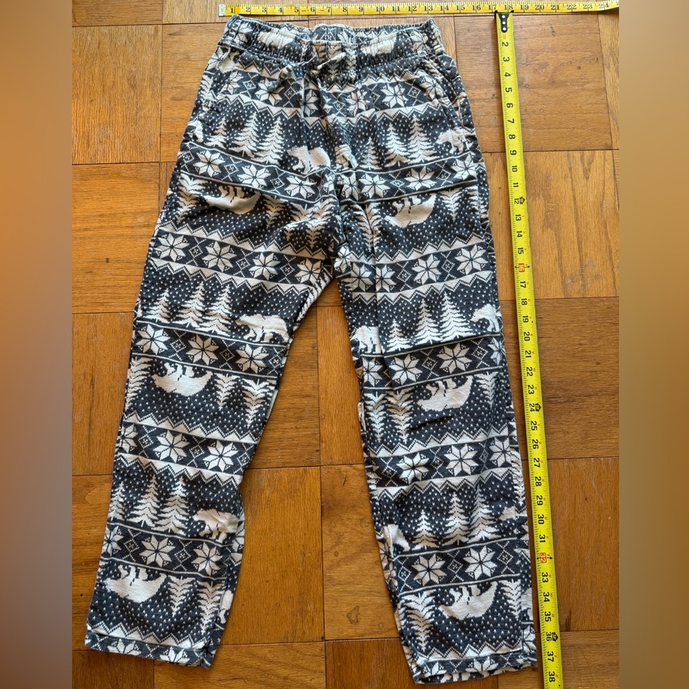 Old Navy Womans Pajama Pants Christmas Size S pockets Grey Fair Isle